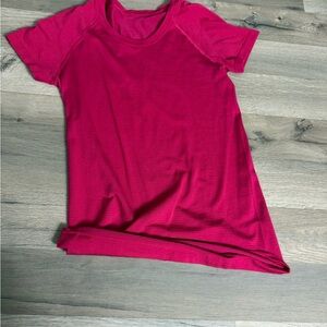 lululemon athletica Short Sleeve swiftly Top - Fuchsia Pink